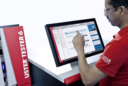 Operator using the yarn prognosis feature of the USTER® TESTER 6 (c) 2018 Uster Operator using the yarn prognosis feature of the USTER® TESTER 6 (c) 2018 Uster