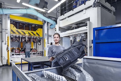 Production of lightweight tunnel insulators in Choceñ (CZ) (c) 2020 Autoneum Production of lightweight tunnel insulators in Choceñ (CZ) (c) 2020 Autoneum