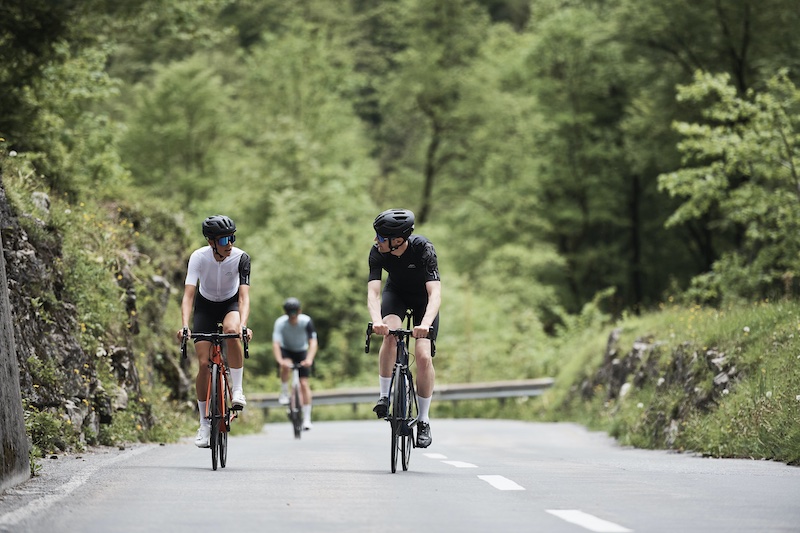 Possenia is the first Swiss cycling brand to release bluesign® PRODUCTs, pioneering sustainability in the cycling industry © 2024 Possenia Possenia is the first Swiss cycling brand to release bluesign® PRODUCTs, pioneering sustainability in the cycling industry © 2024 Possenia