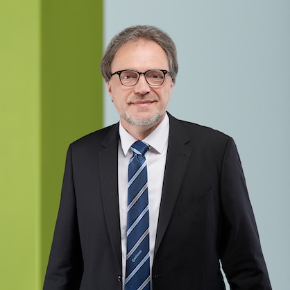 Michael A. Tuschak (c) 2020 Brückner Michael A. Tuschak (c) 2020 Brückner