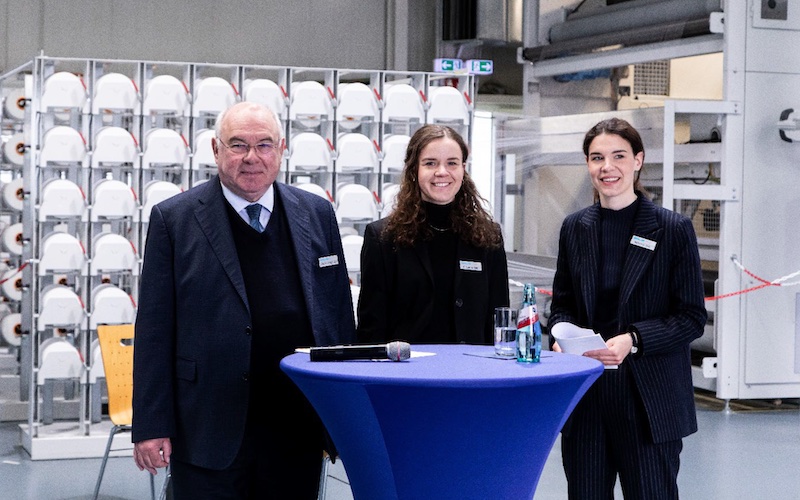 (f.l.t.r.) Mr. Johann Philipp Dilo and his daughters Riccarda Dilo and Rebekka Dilo © 2024 Dilo (f.l.t.r.) Mr. Johann Philipp Dilo and his daughters Riccarda Dilo and Rebekka Dilo © 2024 Dilo