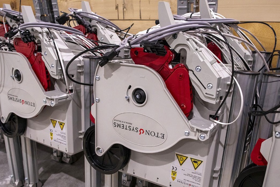 The drives circulate the product carriers so that they reach the various workstations © 2025 Eton