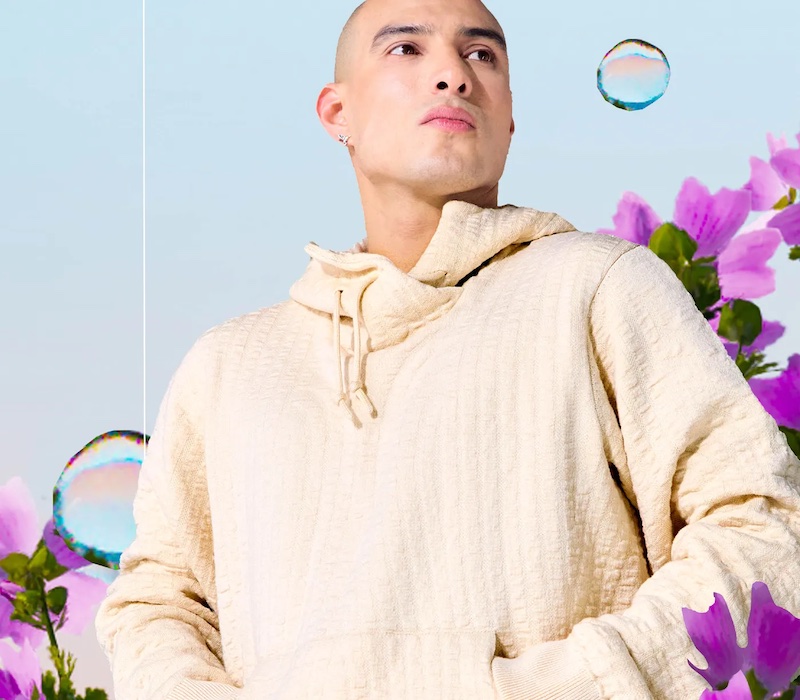 Evrnu's first DTC product, 360 Hoodie, is marking a critical step in creating an accessible circular economy. The ‘360 Hoodie’ is made from Evrnu’s cutting-edge fiber, Nucycl, derived from textile waste and is 100% recyclable © 2024 EVRNU Evrnu's first DTC product, 360 Hoodie, is marking a critical step in creating an accessible circular economy. The ‘360 Hoodie’ is made from Evrnu’s cutting-edge fiber, Nucycl, derived from textile waste and is 100% recyclable © 2024 EVRNU