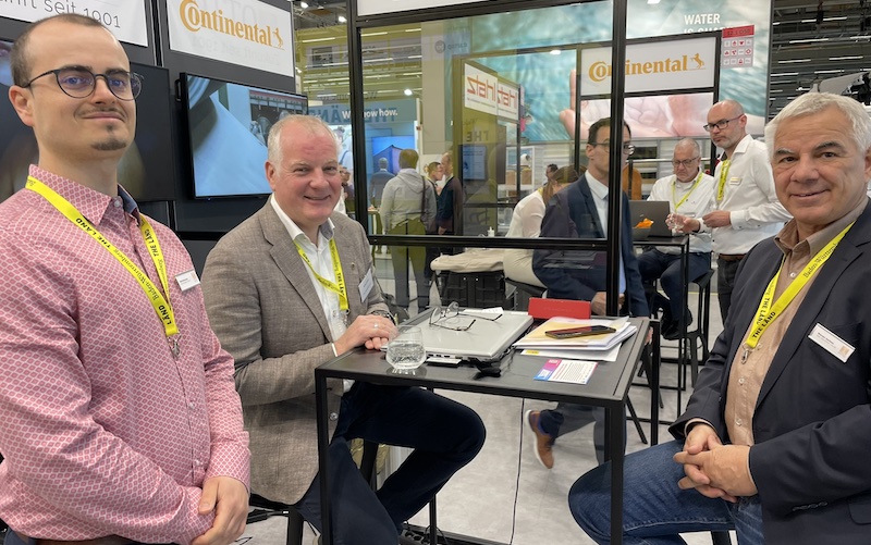 A shared smile for the photographer: rarely possible, as the Otto trade fair team with Robin Baumann, Managing Director Andreas Merkel and Sales Manager Werner Jochum (from left) welcomed many visitors © 2024 Gebr. Otto