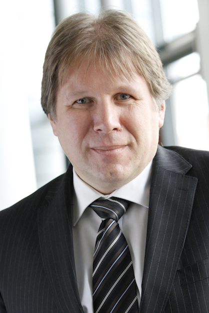 Michael Stöhr, Director PLM at Assyst (c) 2018 Human Solutions Michael Stöhr, Director PLM at Assyst (c) 2018 Human Solutions