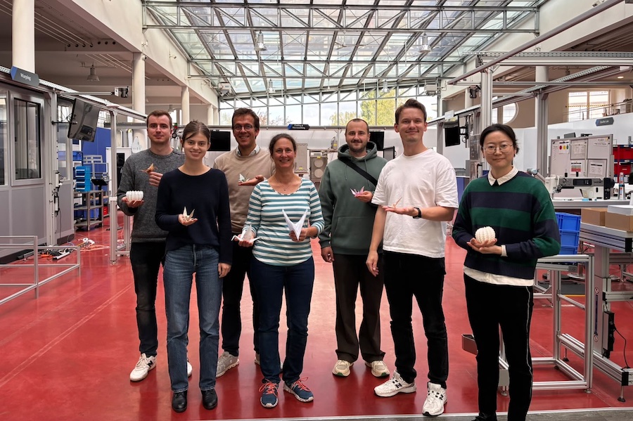 Participants of Aachener Summer School© Institut für Textiltechnik (ITA) der RWTH Aachen 