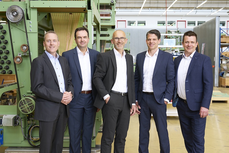 JMG’s Group Management Team (from left to right): Fabian Voser (COO), Hanspeter Weilenmann (CFO), Andreas Conzelmann (CEO), Stephan Bühler (Owner), Bertram Wendisch (CTO); Benedikt Rentsch (CCO) will assume his new position as of March 1, 2025 © 2025 Jakob Müller Group JMG’s Group Management Team (from left to right): Fabian Voser (COO), Hanspeter Weilenmann (CFO), Andreas Conzelmann (CEO), Stephan Bühler (Owner), Bertram Wendisch (CTO); Benedikt Rentsch (CCO) will assume his new position as of March 1, 2025 © 2025 Jakob Müller Group