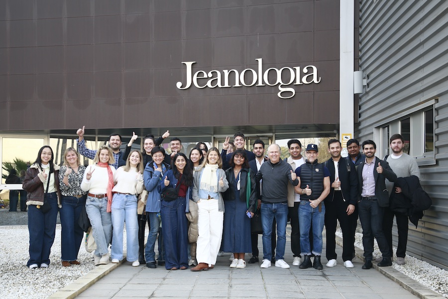NEXTGEN SUMMIT, a special event organized by Jeanologia to celebrate its 30th anniversary, brought together, for the first time, the new generation of global denim leaders to discuss the major challenges facing the textile industry, including digitalization, automation, and sustainability © 2025 Jeanologia NEXTGEN SUMMIT, a special event organized by Jeanologia to celebrate its 30th anniversary, brought together, for the first time, the new generation of global denim leaders to discuss the major challenges facing the textile industry, including digitalization, automation, and sustainability © 2025 Jeanologia