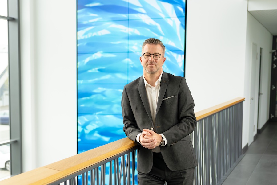 KARL MAYER CEO Lutz Wolf © 2026 KARL MAYER 