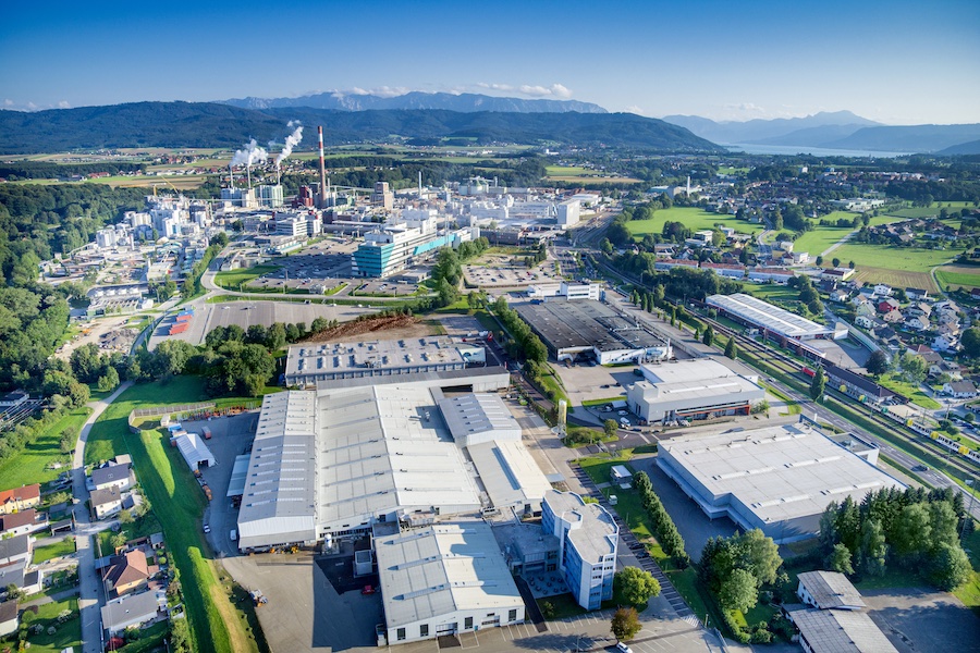 Aerial view Lenzing AG Copyright © 2025 Lenzing AG/Robert Pichler Aerial view Lenzing AG Copyright © 2025 Lenzing AG/Robert Pichler