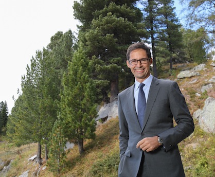 Stefan Doboczky (CEO) (c) 2019 Lenzing Stefan Doboczky (CEO) (c) 2019 Lenzing