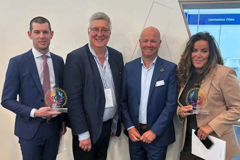 From left – Arjen Evertse; General Manager Sales Mimaki Europe, Jean Poncet, Vice Chairman of the EDP Association, Marc Verbeem, Product Manager Mimaki Europe and Danna Drion, General Manager Marketing Mimaki Europe © 2024 MIMAKI From left – Arjen Evertse; General Manager Sales Mimaki Europe, Jean Poncet, Vice Chairman of the EDP Association, Marc Verbeem, Product Manager Mimaki Europe and Danna Drion, General Manager Marketing Mimaki Europe © 2024 MIMAKI