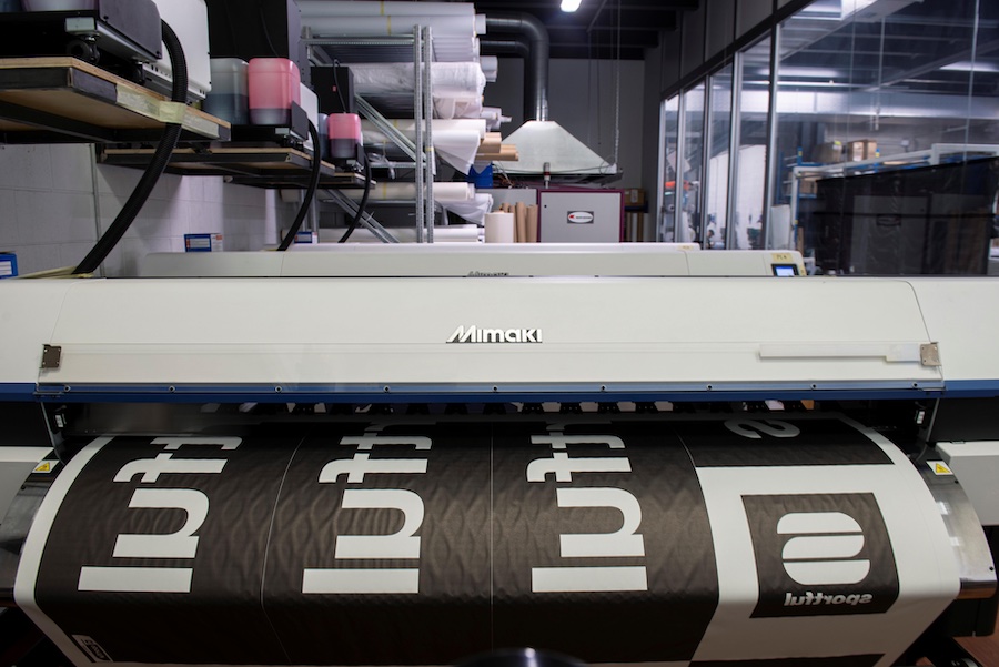 Specialized in the production of high-quality printed materials for a variety of applications in the visual communication and events sectors, the company has equipped itself with cutting-edge technologies to meet the most dynamic demands of the contemporary market © 2025 Mimaki Specialized in the production of high-quality printed materials for a variety of applications in the visual communication and events sectors, the company has equipped itself with cutting-edge technologies to meet the most dynamic demands of the contemporary market © 2025 Mimaki