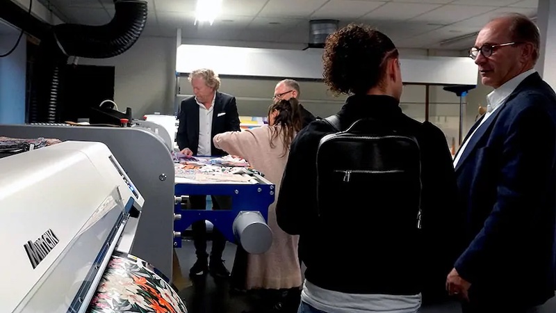 TRAPIS Roadshow © 2024 Mimaki TRAPIS Roadshow © 2024 Mimaki