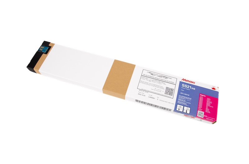 The revised carbon ink cartridge allows for a 68% reduction in plastic use © 2025 Mimaki The revised carbon ink cartridge allows for a 68% reduction in plastic use © 2025 Mimaki