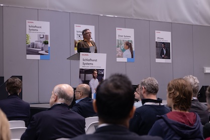 Keynote speaker Prof. Dr. Thomas Gries at OpenHouse © 2024 Saurer Keynote speaker Prof. Dr. Thomas Gries at OpenHouse © 2024 Saurer