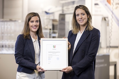 Caroline Lange (left) and Georgina Schrötgens (right), Board of Directors Trützschler Foundation (c) 2021 Trützschler Caroline Lange (left) and Georgina Schrötgens (right), Board of Directors Trützschler Foundation (c) 2021 Trützschler