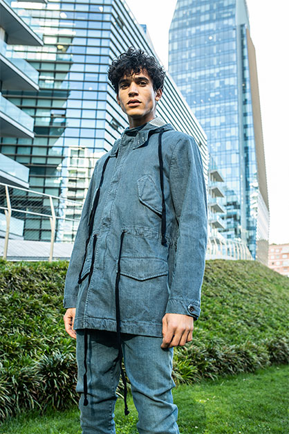 Collezione ReSolve by Candiani Denim with
ROICA™ V550 © 2023 Asahi Kasei Collezione ReSolve by Candiani Denim with
ROICA™ V550 © 2023 Asahi Kasei
