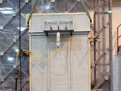Figure 2: ASTM E2273 Test Setup at Independent, Third-Party Lab for TYPAR® BuildingWrap and TYPAR® MetroWrap © 2023 Berry Figure 2: ASTM E2273 Test Setup at Independent, Third-Party Lab for TYPAR® BuildingWrap and TYPAR® MetroWrap © 2023 Berry