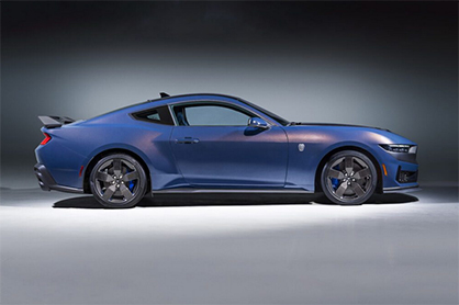 The 2024 Ford Mustang Dark Horse represents an expansion of Carbon Revolution carbon fibre wheels into a “core” Ford vehicle program. © 2023 Carbon Revolution The 2024 Ford Mustang Dark Horse represents an expansion of Carbon Revolution carbon fibre wheels into a “core” Ford vehicle program. © 2023 Carbon Revolution