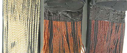 Adhesion of polyamide 6.6 to rubber: without adhesion promoter (left) with RFL-Dip (center) with HMF-Dip (right). Photo: DITF Adhesion of polyamide 6.6 to rubber: without adhesion promoter (left) with RFL-Dip (center) with HMF-Dip (right). Photo: DITF