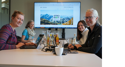 (c) VAUDE. From left: Hanna Buck (Control Union), Birte Steinebrunner (VAUDE), Sarah Kurz (Green Button Secretariat), Hilke Patzwall (VAUDE)