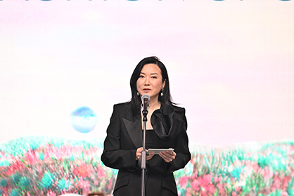 Katherine Fang, Chairman of the HKTDC Garment Advisory Committee, speaks at the opening ceremony. © 2023 HKTDC