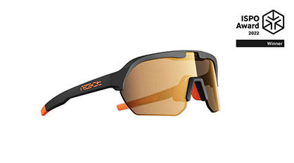 Optray sunglasses with self-tinting lenses by react Switzerland © 2022 ISPO / react Switzerland Optray sunglasses with self-tinting lenses by react Switzerland © 2022 ISPO / react Switzerland