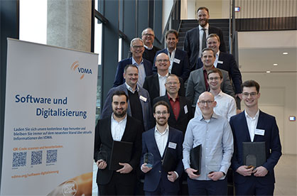 The lucky winners - first row, far left: Deniz Sinan Yesilyurt © VDMA The lucky winners - first row, far left: Deniz Sinan Yesilyurt © VDMA