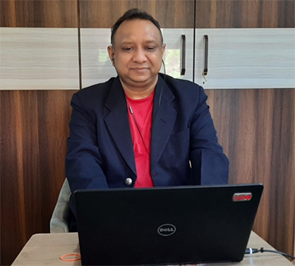 Navin Agrawal from KARL MAYER's agency A.T.E. in India attending the first KARL MAYER Academy webinar (c) 2020 KARL MAYER Navin Agrawal from KARL MAYER's agency A.T.E. in India attending the first KARL MAYER Academy webinar (c) 2020 KARL MAYER