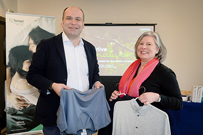 Andreas Dorner, Regional Commercial Director Textiles Europe & Americas and Claudia Mommer, Product Manager, Business Management Textile (c) 2019 Lenzing Andreas Dorner, Regional Commercial Director Textiles Europe & Americas and Claudia Mommer, Product Manager, Business Management Textile (c) 2019 Lenzing