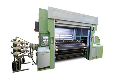 From wool to glass in one weaving workshop: The future-oriented encapsulated air-jet weaving machine brings different, individually controllable climate zones into the production workshop for the rst time
DORNIER air-jet weaving machine, Type AWS 6/S G16 with a nominal width of 210 cm Nennbreite (c) 2019 Lindauer DORNIER From wool to glass in one weaving workshop: The future-oriented encapsulated air-jet weaving machine brings different, individually controllable climate zones into the production workshop for the rst time
DORNIER air-jet weaving machine, Type AWS 6/S G16 with a nominal width of 210 cm Nennbreite (c) 2019 Lindauer DORNIER