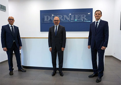 The new management of Lindauer DORNIER GmbH: Dipl.-Ing. Andreas Kückelmann, Dipl.-Ing. (FH) Peter D. Dornier, Dipl.-Ing. Franz-Peter Matheis © 2021 Lindauer DORNIER