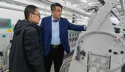 Mr. Zhang and Wang Zhiheng, Loepfe Service Manager © 2022 Loepfe