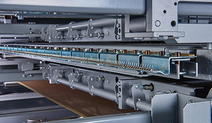 For nonwovens production, Montex stenters are equipped with special reinforced tracks. (c) 2018 Monforts For nonwovens production, Montex stenters are equipped with special reinforced tracks. (c) 2018 Monforts