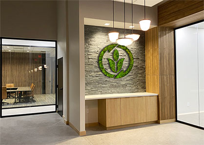 The new NatureWorks headquarters and advanced research facility features sustainable materials throughout such as light fixtures 3D printed using Ingeo biopolymer. © 2022 NatureWorks