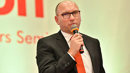 André Wissenberg sees even greater growth potential for the manmade fiber industry in India and Bangladesh. (c) 2020 Oerlikon André Wissenberg sees even greater growth potential for the manmade fiber industry in India and Bangladesh. (c) 2020 Oerlikon