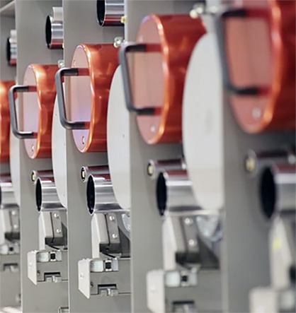 The Sytec One from Oerlikon Neumag guarantees cost-efficient BCF yarn production in demanding processes. (c) 2018 Oerlikon The Sytec One from Oerlikon Neumag guarantees cost-efficient BCF yarn production in demanding processes. (c) 2018 Oerlikon