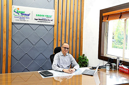Kapil Kumar Agarwal, CEO of Sagar Manufacturers, is delighted with the boost in efficiency enabled by ESSENTIALmonitor. © 2023 Rieter