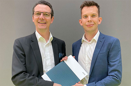 Rico Randegger, Head of Business Group After Sales, Rieter and Gediminas Mikutis, Co-Founder and CTO of Haelixa © 2023 Rieter Rico Randegger, Head of Business Group After Sales, Rieter and Gediminas Mikutis, Co-Founder and CTO of Haelixa © 2023 Rieter