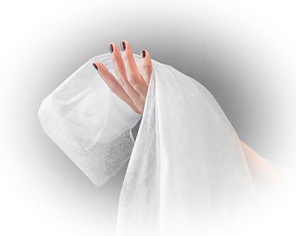 In an innovative circular economy pilot project, Fraunhofer, SABIC and Procter & Gamble have demonstrated the feasibility of closing the loop on facemasks to help reduce plastic waste and mitigate fossil resources depletion. (© SABIC / Fraunhofer)
