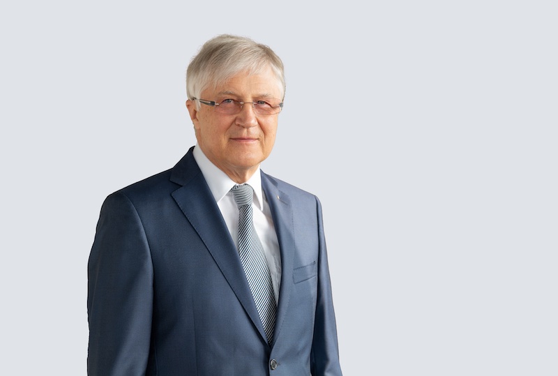 Dr. Christian Heinrich Sandler © 2024 Sandler Dr. Christian Heinrich Sandler © 2024 Sandler