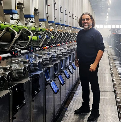 Mr. Dündar Cetin, owner of TURKTEX, appreciates working with a company who shares the same values and is dedicated to delighting its customers © 2022 SSM Mr. Dündar Cetin, owner of TURKTEX, appreciates working with a company who shares the same values and is dedicated to delighting its customers © 2022 SSM