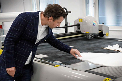 “Right now everyone should be making the same product at the same time, all around the world,” says Christian Moore, who had to work hard to gain access to the necessary nonwovens. Image courtesy of BoråsTidning.
(c) 2020 TMAS “Right now everyone should be making the same product at the same time, all around the world,” says Christian Moore, who had to work hard to gain access to the necessary nonwovens. Image courtesy of BoråsTidning.
(c) 2020 TMAS