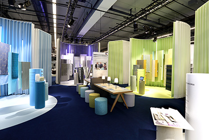 Trevira exhibition at the joint fair booth at Heimtextil 2018<br />
© Photo: Trevira GmbH Trevira exhibition at the joint fair booth at Heimtextil 2018<br />
© Photo: Trevira GmbH