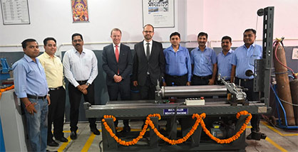 The Trützschler and ATE team at the inauguration of the Card Clothing center in Panipat. © 2021 Truetzschler The Trützschler and ATE team at the inauguration of the Card Clothing center in Panipat. © 2021 Truetzschler