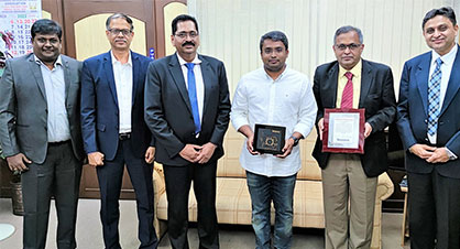 S. Senthilnathan Deputy General Manager, A.T.E., A. Suresh, Vice President (Strategy), A.T.E., Joseph Thomson, CEO, Trützschler India, M. Saravanakumar, Executive Director, Eveready Spinning Mills, S. K. Joshi Deputy General Manager, Trützschler India, Ashish Sharma, Senior Vice President, Sales and Marketing, Trützschler India © 2022 Trützschler
