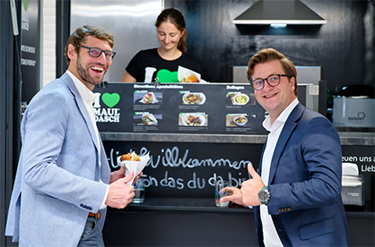 Heinrich Krull, COO, and Florian Schürenkrämer, Member of the Shareholders' Committee of the Trützschle Group SE also joined the event. © 2023 Trützscher Heinrich Krull, COO, and Florian Schürenkrämer, Member of the Shareholders' Committee of the Trützschle Group SE also joined the event. © 2023 Trützscher