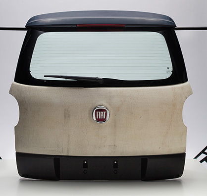 The 3D-Lighttrans tailgate created for the Fiat 500L (back). (c) 2018 Vandewiele